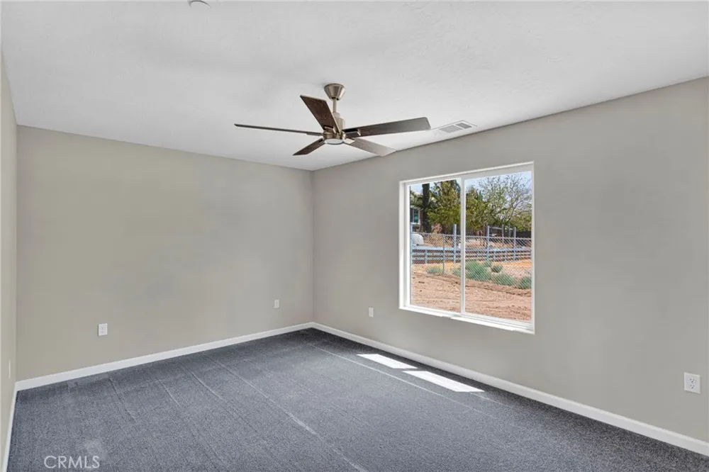 17723 Sycamore Street Hesperia, CA 92345