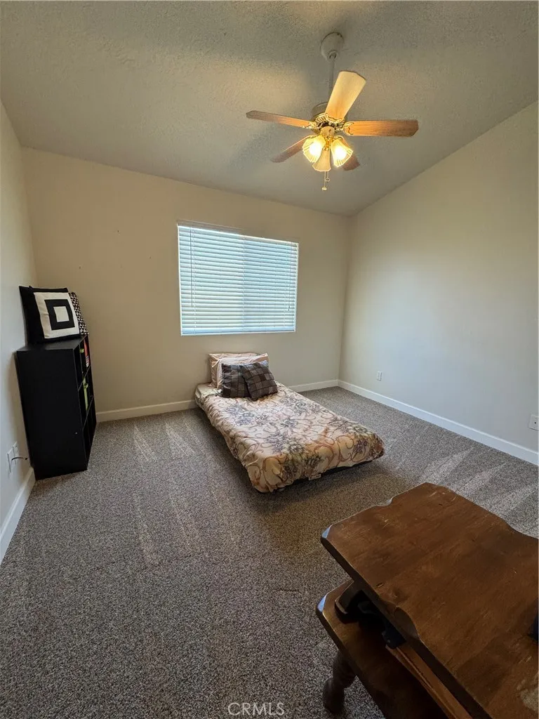 10575 Estrella Apple Valley, CA 92308
