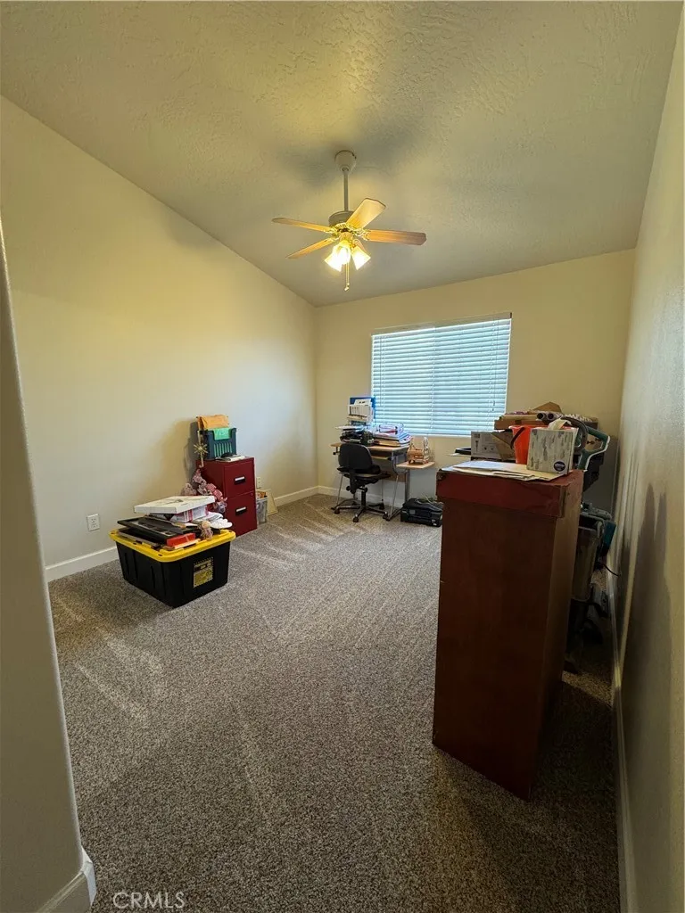10575 Estrella Apple Valley, CA 92308