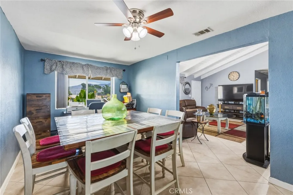 9172 Jacaranda Hesperia, CA 92345