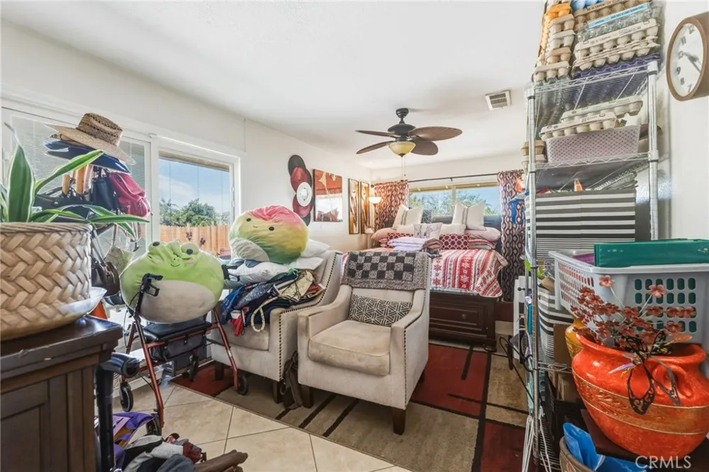 9172 Jacaranda Hesperia, CA 92345