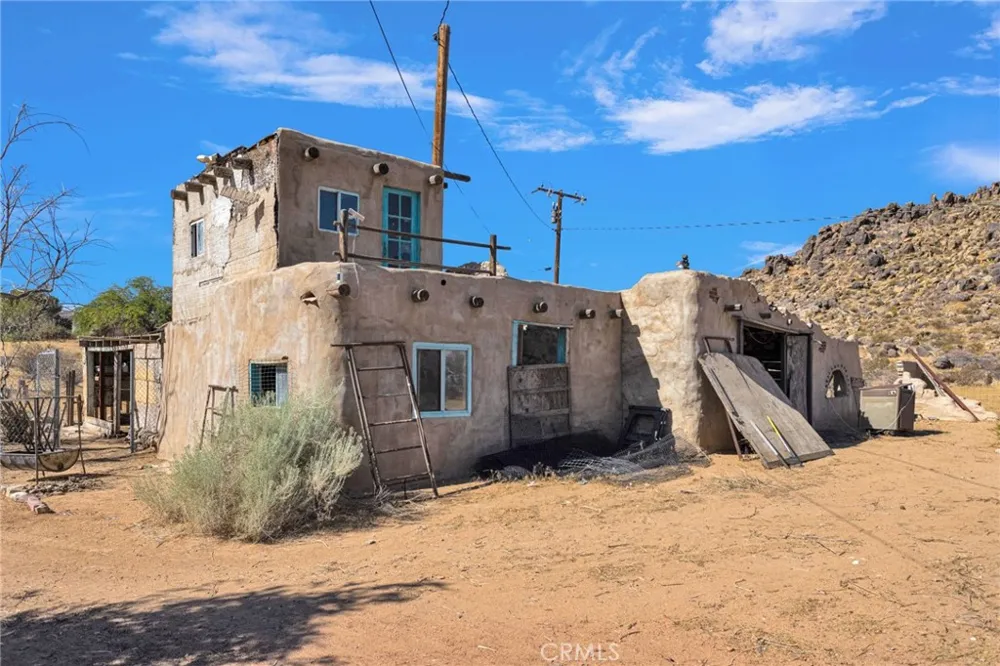 24716 McRoberts Apple Valley, CA 92307