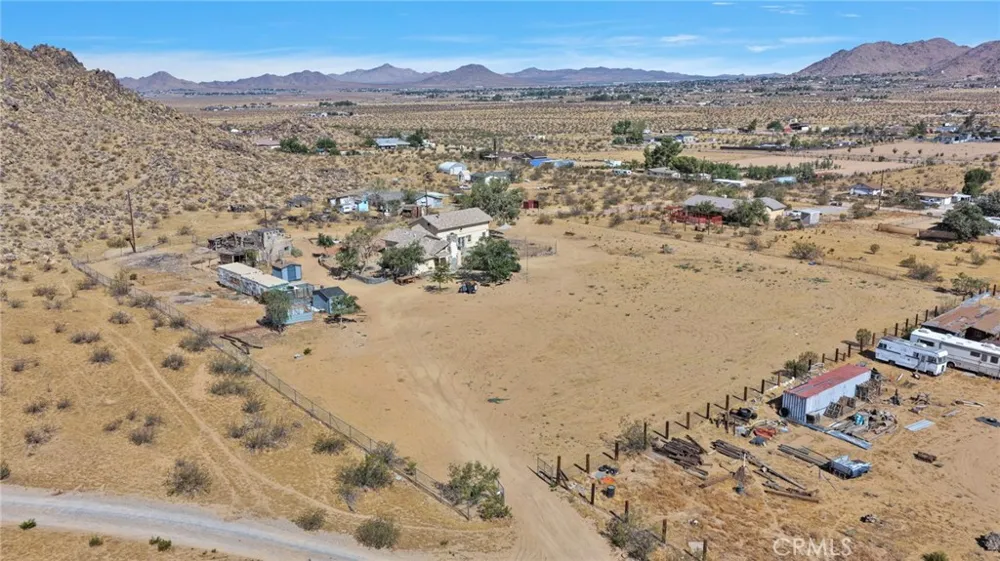 24716 McRoberts Apple Valley, CA 92307