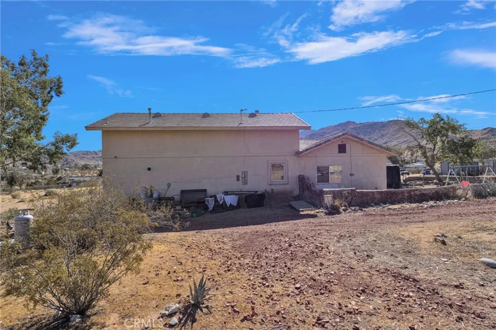 24716 McRoberts Apple Valley, CA 92307