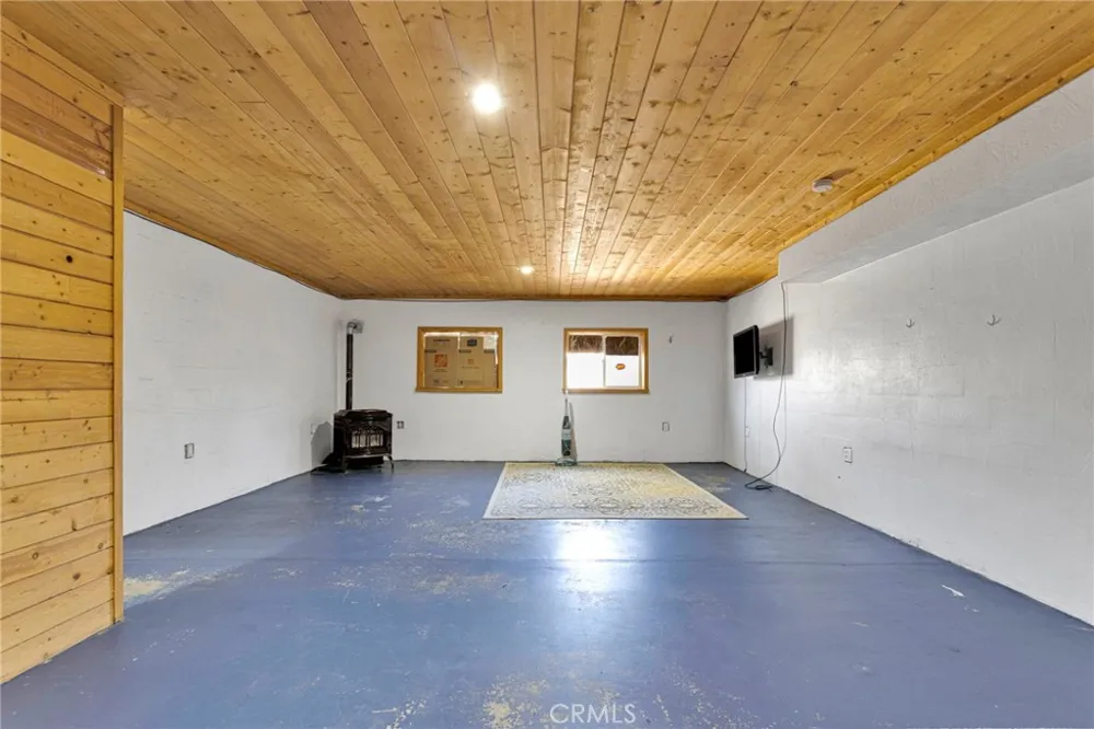 24716 McRoberts Apple Valley, CA 92307