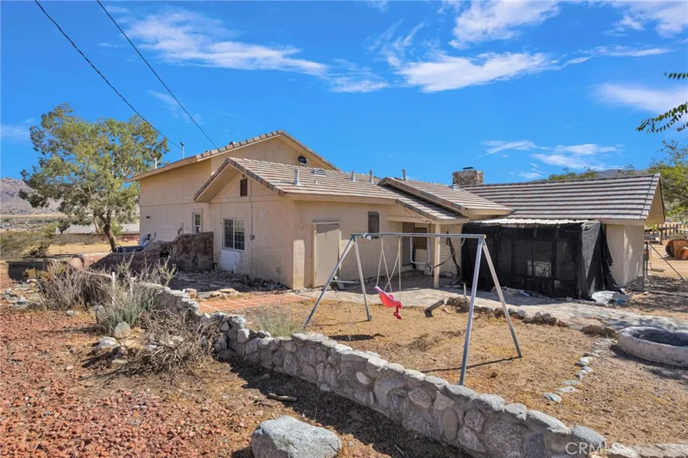 24716 McRoberts Apple Valley, CA 92307