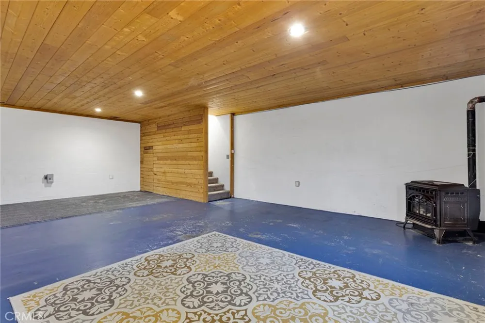 24716 McRoberts Apple Valley, CA 92307
