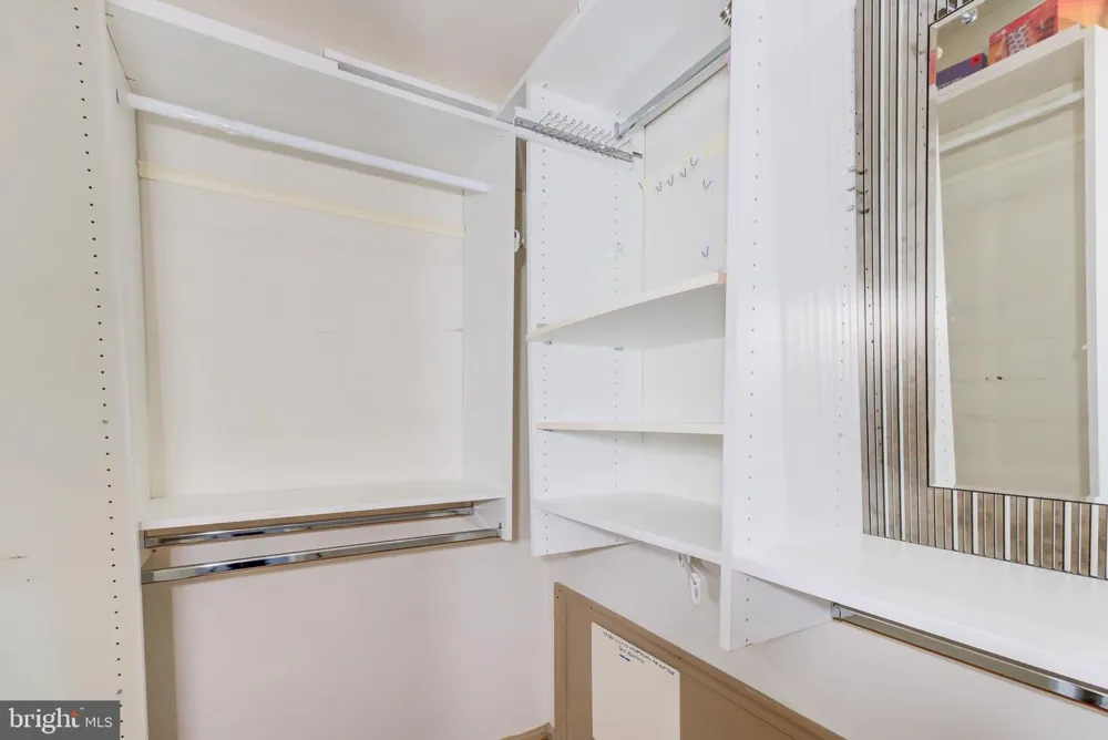 2329 S ROLFE STREET Arlington, VA 22202