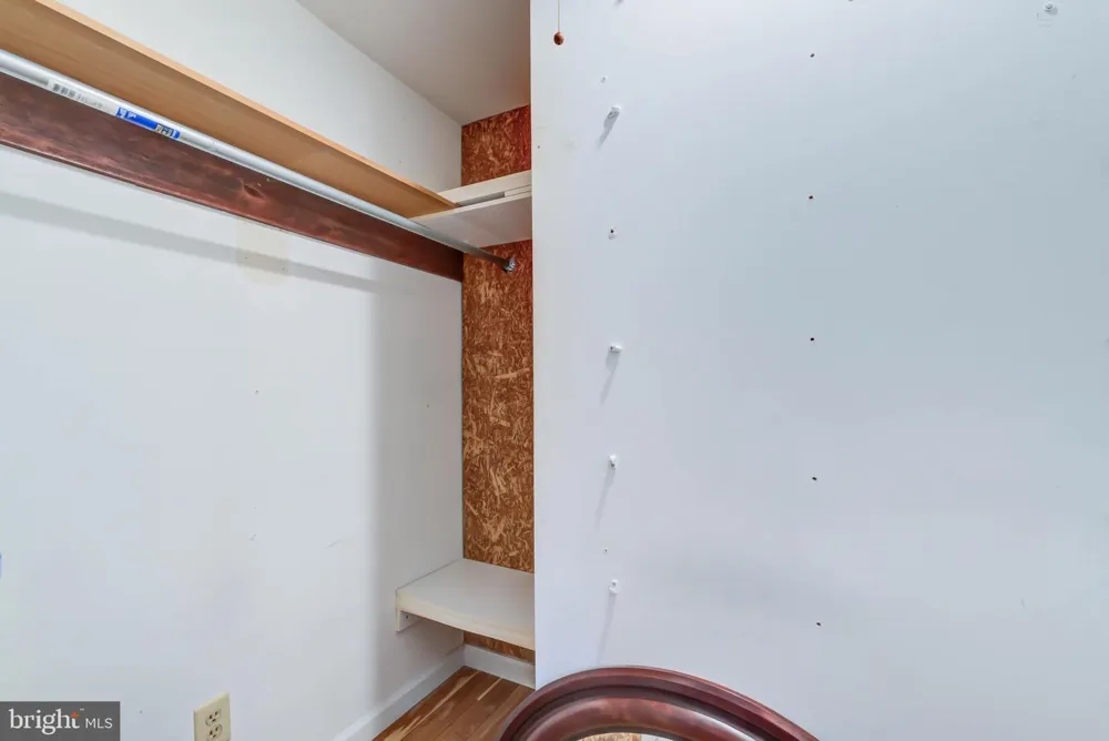 2329 S ROLFE STREET Arlington, VA 22202