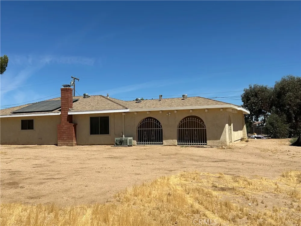17035 Deodar Hesperia, CA 92345