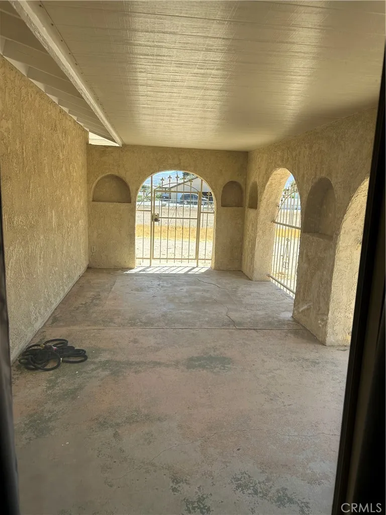 17035 Deodar Hesperia, CA 92345