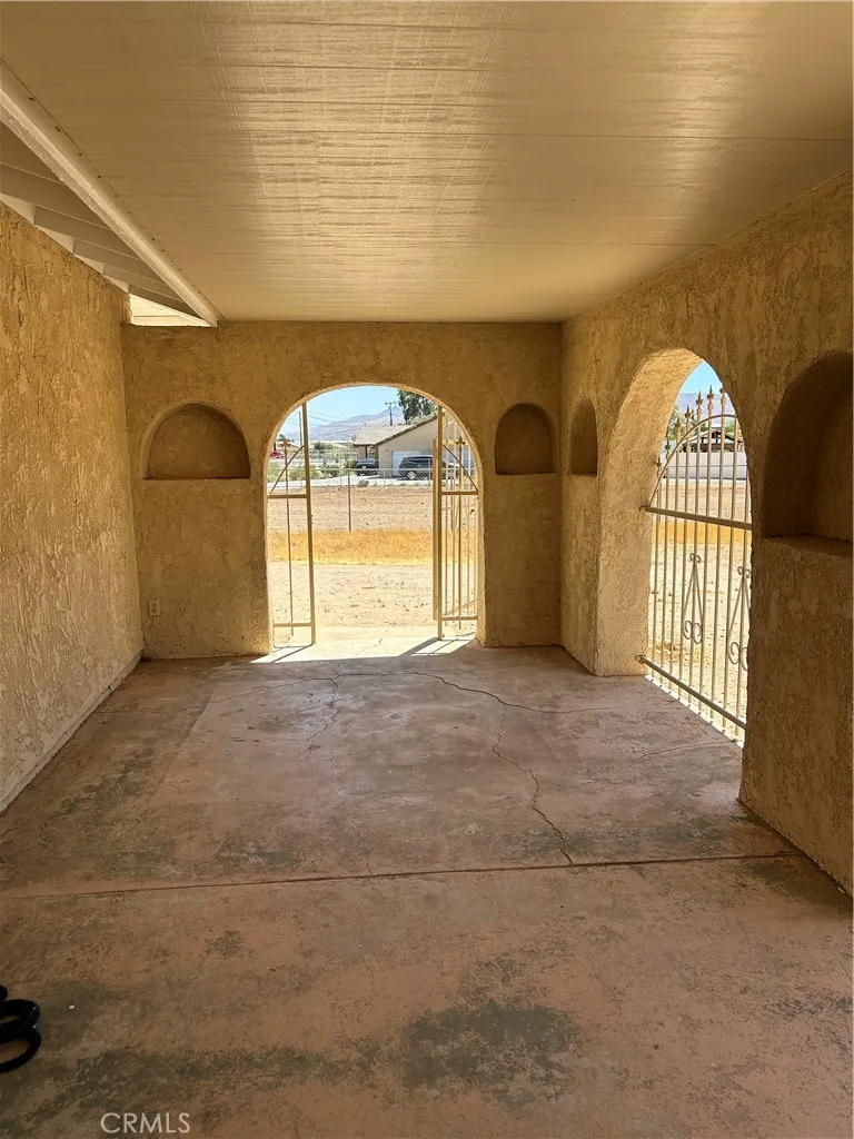 17035 Deodar Hesperia, CA 92345