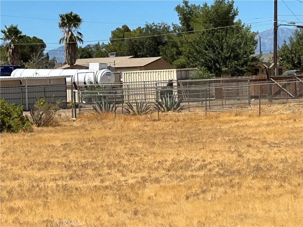17035 Deodar Hesperia, CA 92345