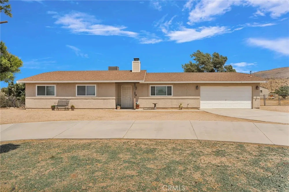 9515 Yucca Street Apple Valley, CA 92308