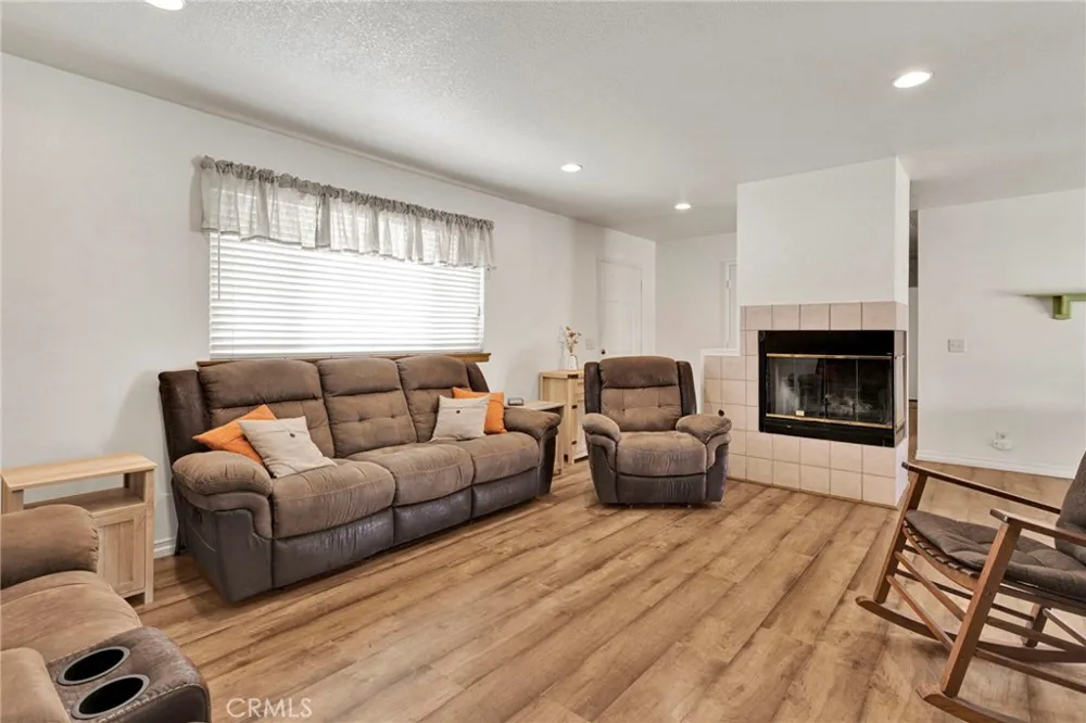 9515 Yucca Street Apple Valley, CA 92308