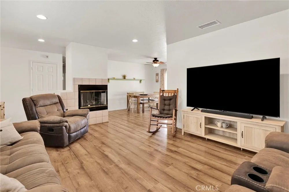 9515 Yucca Street Apple Valley, CA 92308