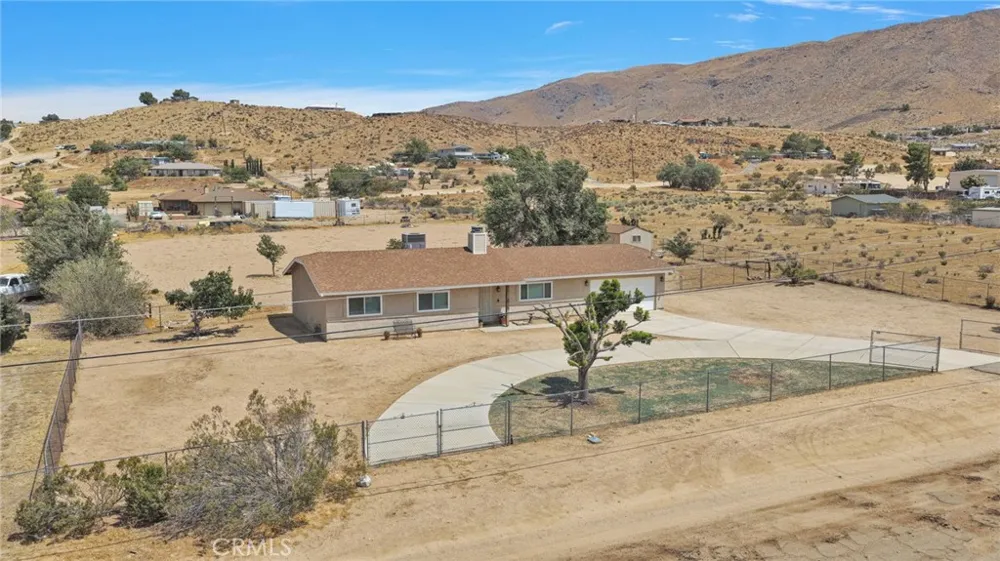 9515 Yucca Street Apple Valley, CA 92308