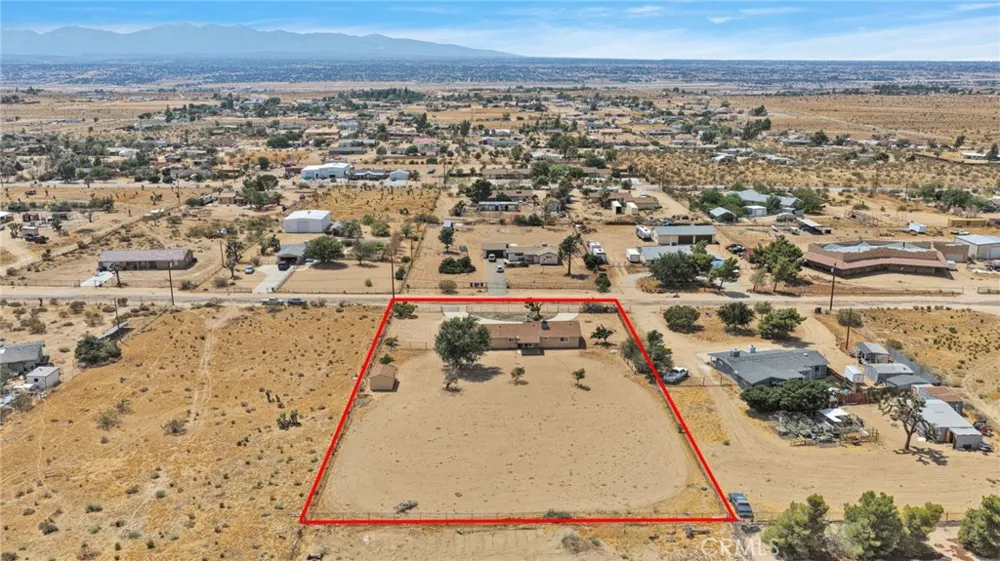 9515 Yucca Street Apple Valley, CA 92308