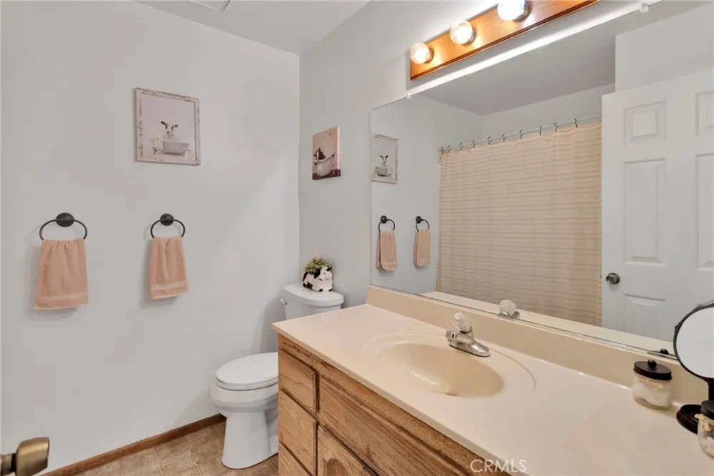 9515 Yucca Street Apple Valley, CA 92308