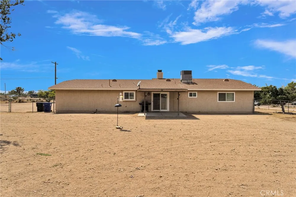 9515 Yucca Street Apple Valley, CA 92308