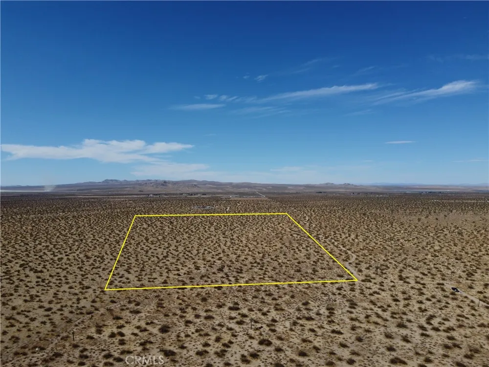 10 Lessing Ave El Mirage, CA 92301