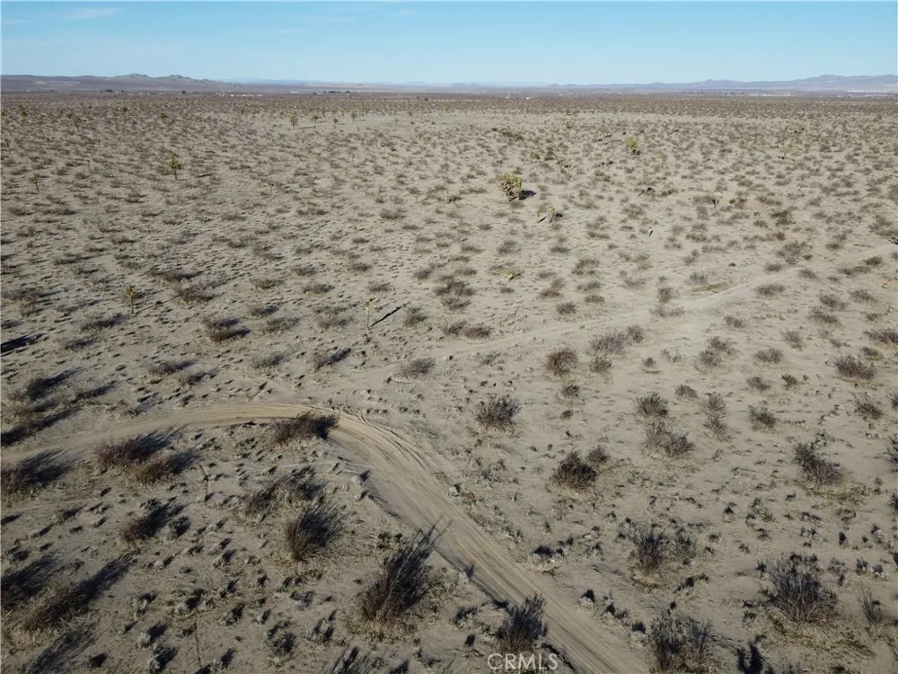 10 Lessing Ave El Mirage, CA 92301
