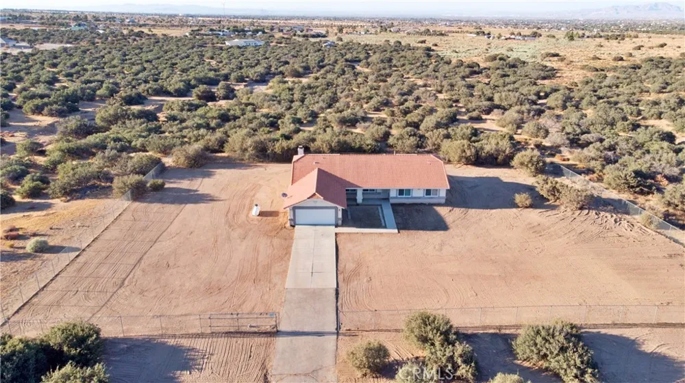 9352 Cedar Street Oak Hills, CA 92344