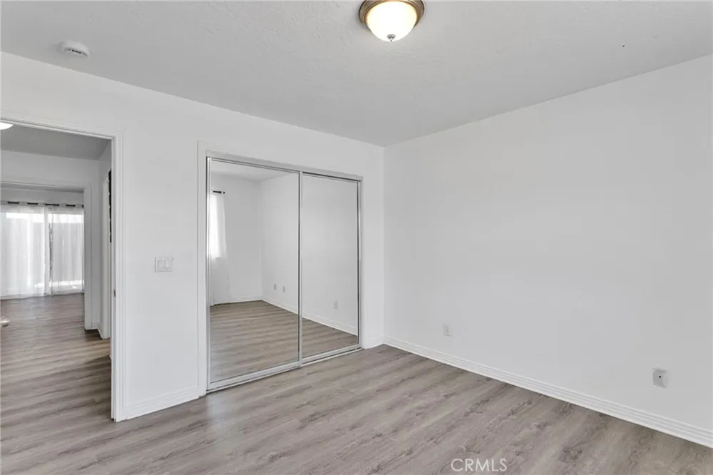 9352 Cedar Street Oak Hills, CA 92344