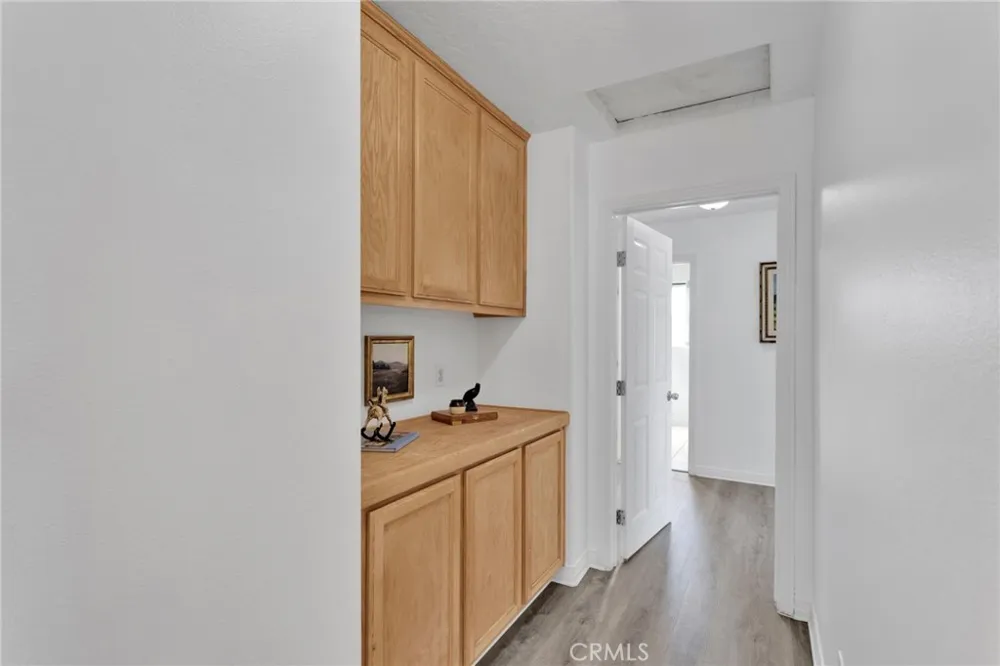9352 Cedar Street Oak Hills, CA 92344