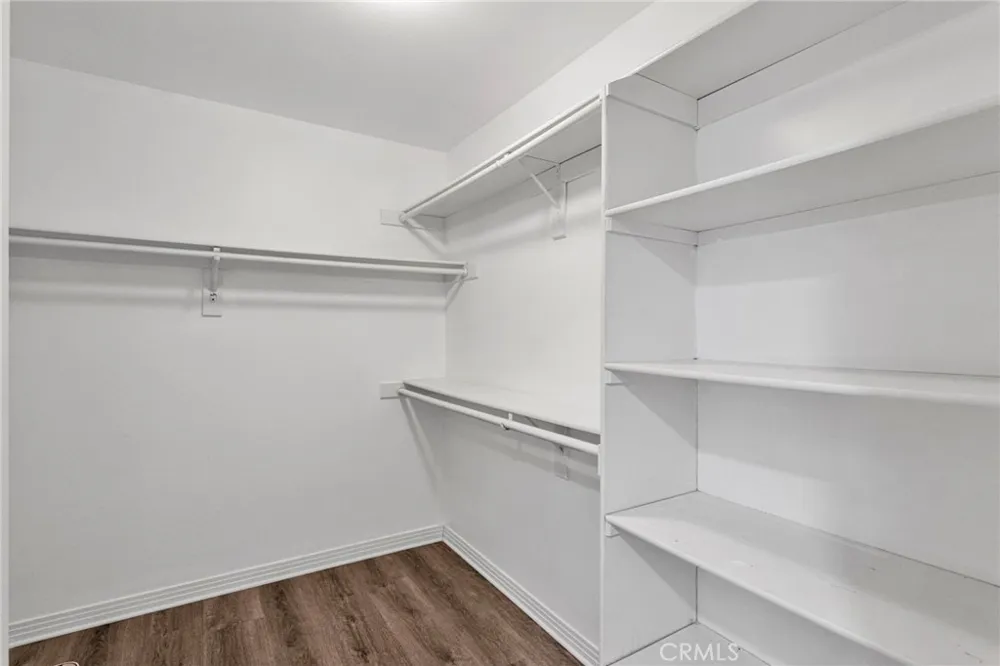 9352 Cedar Street Oak Hills, CA 92344