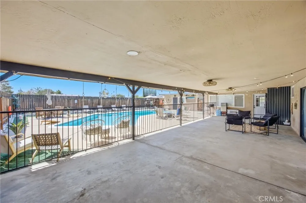 19185 Shoshonee Apple Valley, CA 92307
