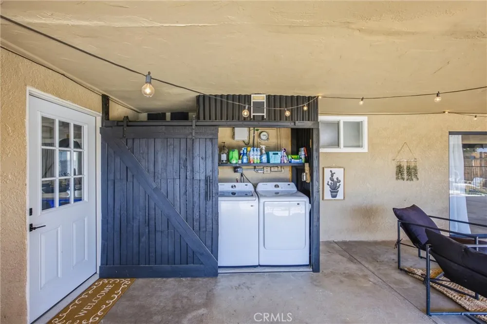 19185 Shoshonee Apple Valley, CA 92307
