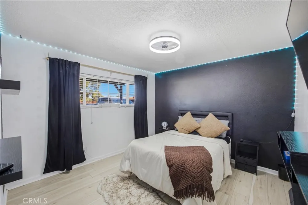 19185 Shoshonee Apple Valley, CA 92307
