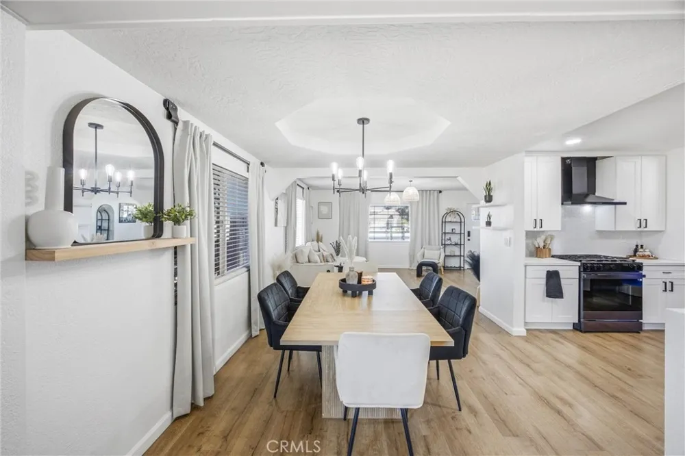 19185 Shoshonee Apple Valley, CA 92307