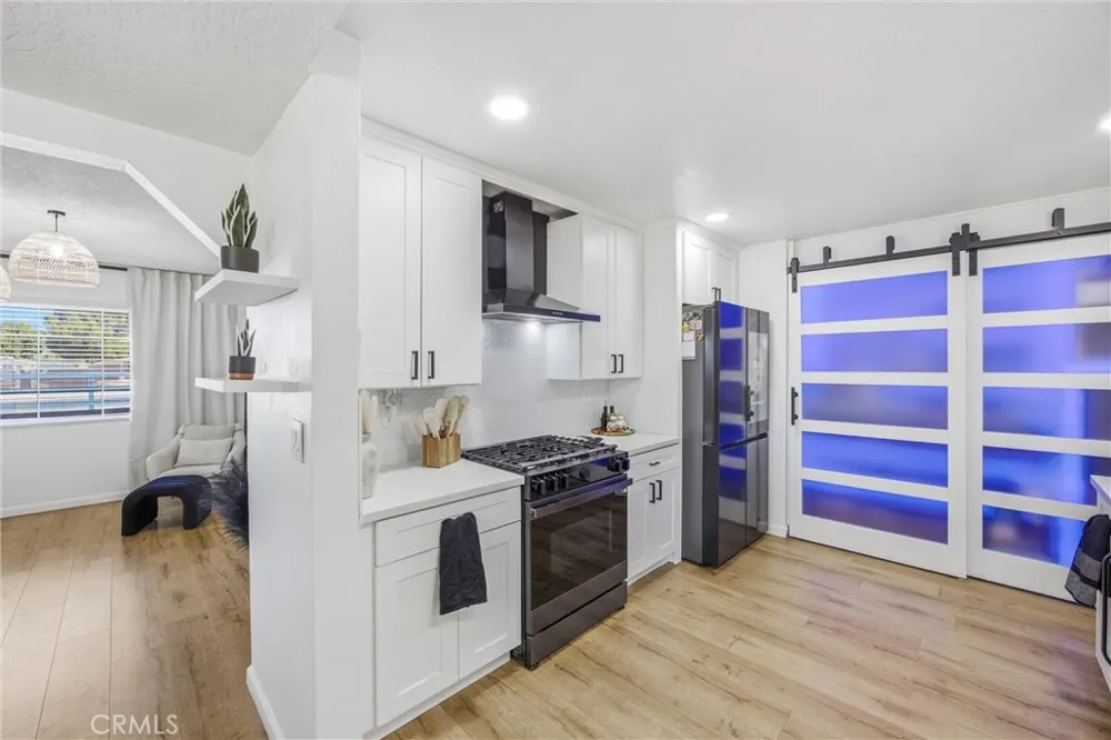 19185 Shoshonee Apple Valley, CA 92307