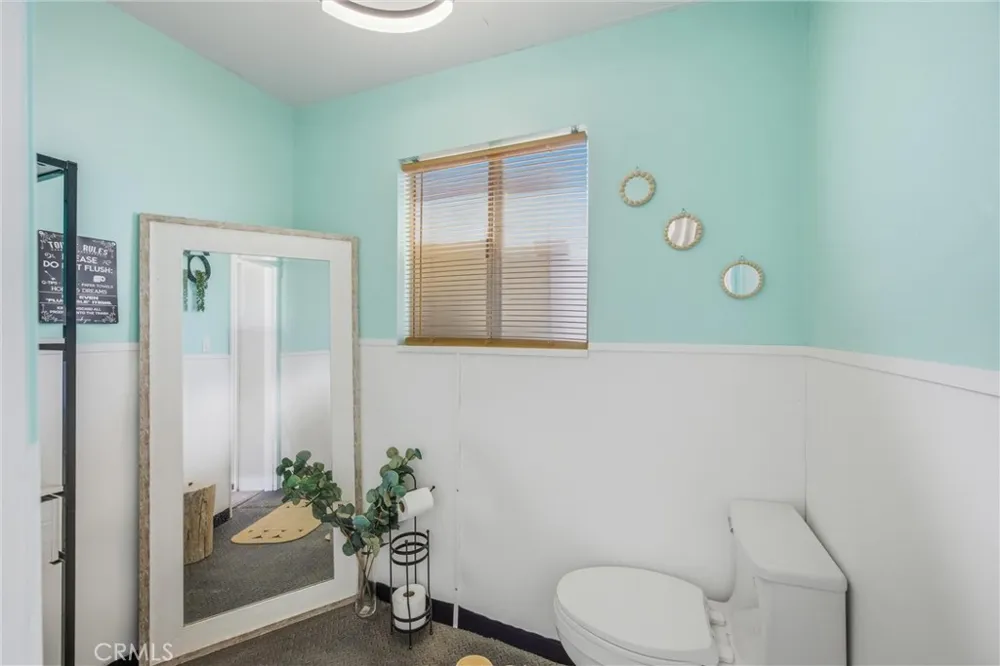 19185 Shoshonee Apple Valley, CA 92307