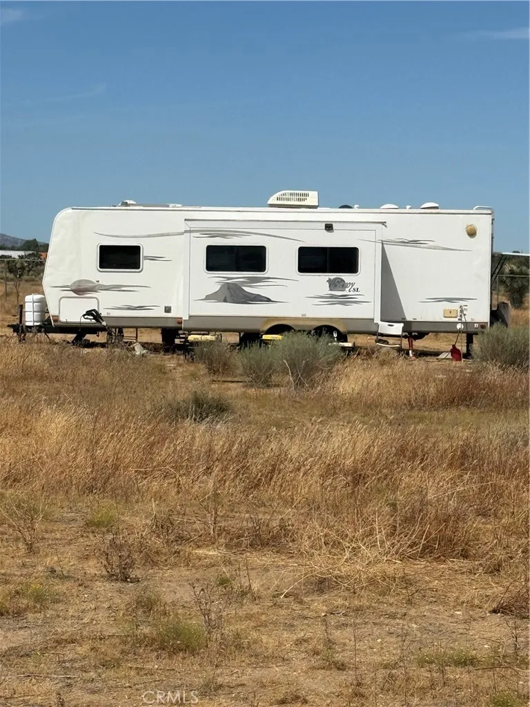 9934 Lager Phelan, CA 92371