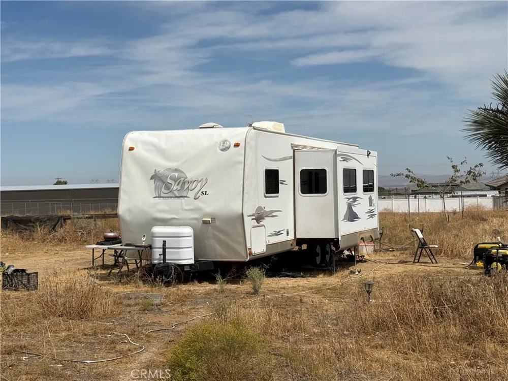 9934 Lager Phelan, CA 92371