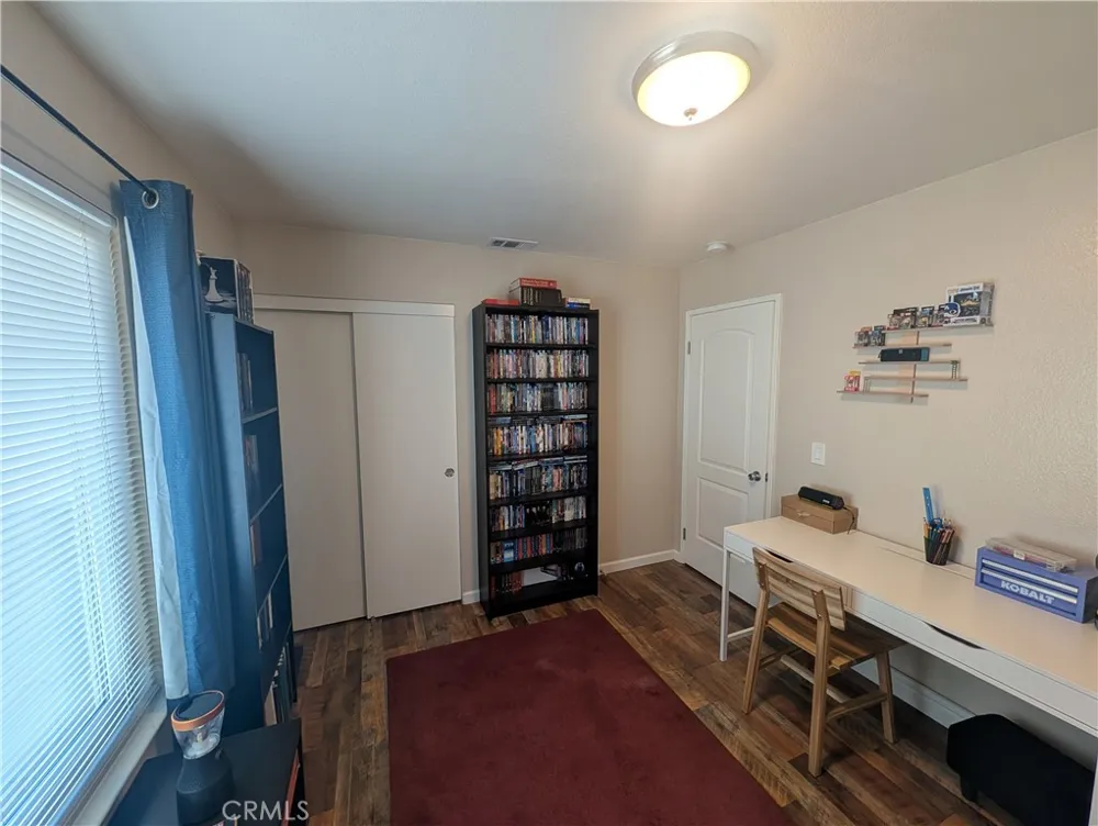 16410 Smoke Tree Hesperia, CA 92345