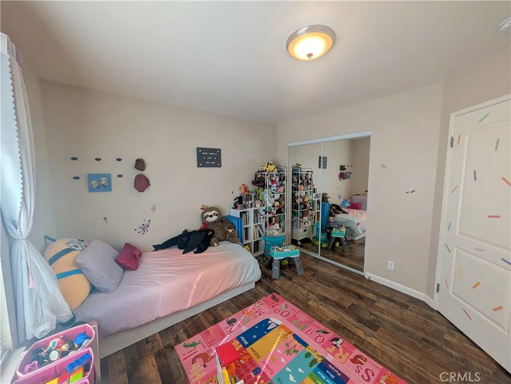 16410 Smoke Tree Hesperia, CA 92345