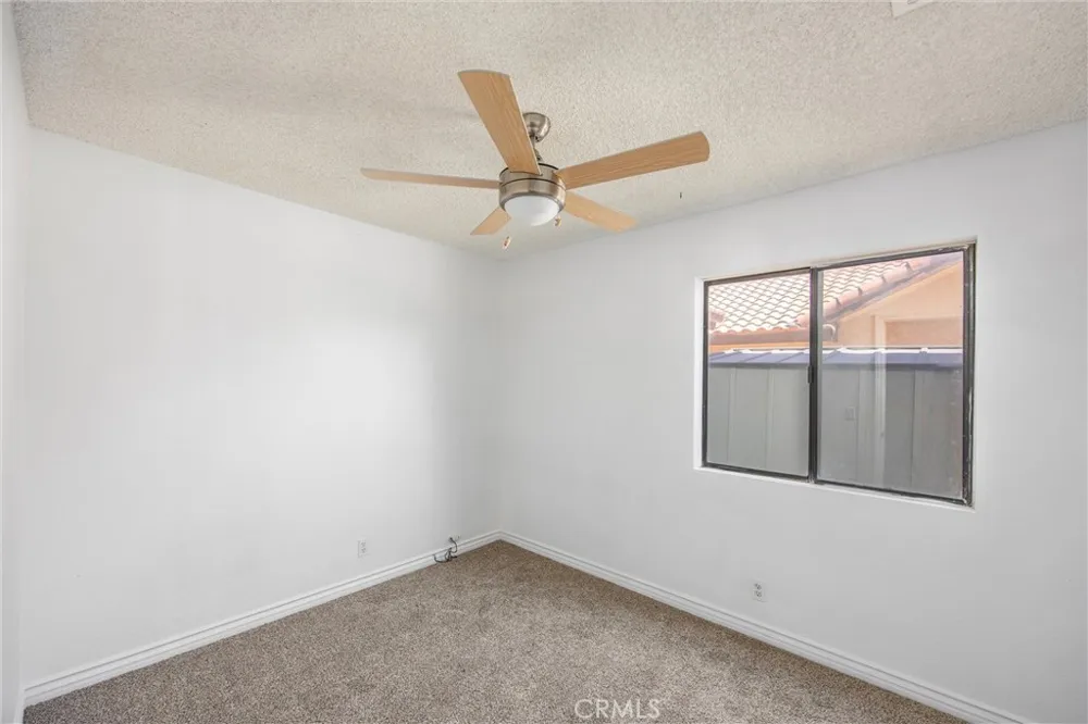 14873 Crofton Helendale, CA 92342