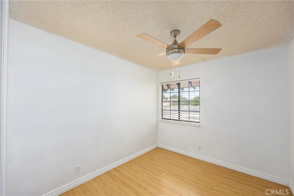14873 Crofton Helendale, CA 92342