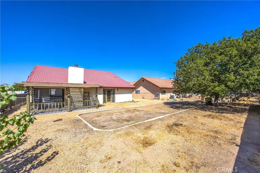 14873 Crofton Helendale, CA 92342