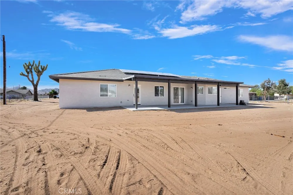 15130 Dakota Road Apple Valley, CA 92307