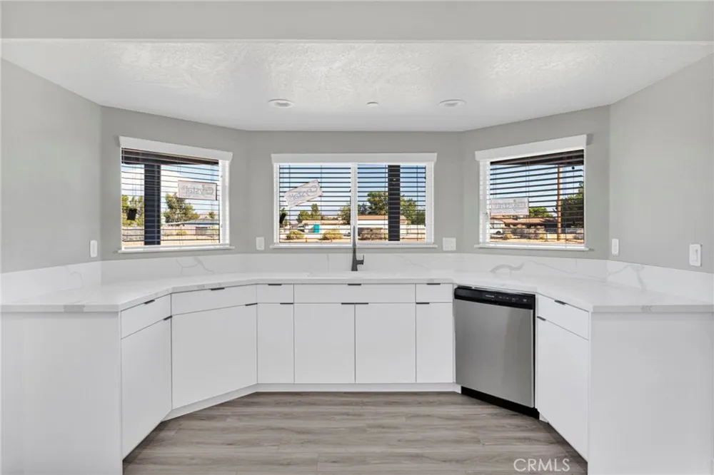 15130 Dakota Road Apple Valley, CA 92307