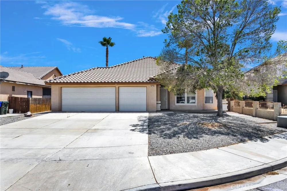 13271 Via Robles Victorville, CA 92392