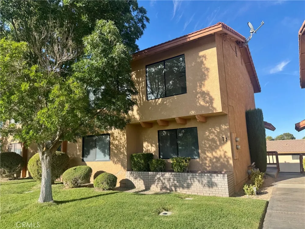 27535 Lakeview #11 Helendale, CA 92342