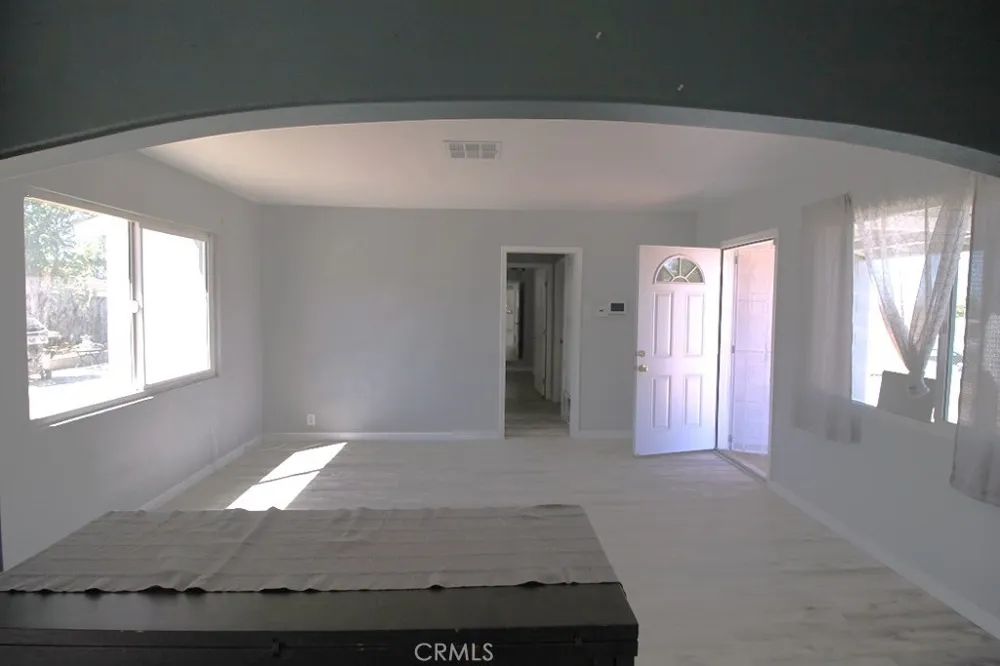 25567 Bejoal Barstow, CA 92311