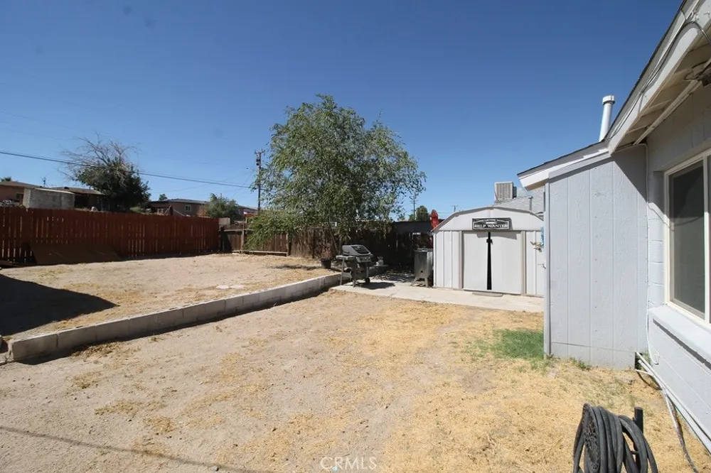 25567 Bejoal Barstow, CA 92311