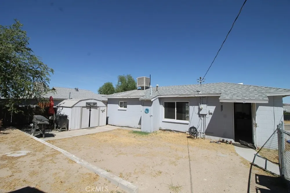 25567 Bejoal Barstow, CA 92311
